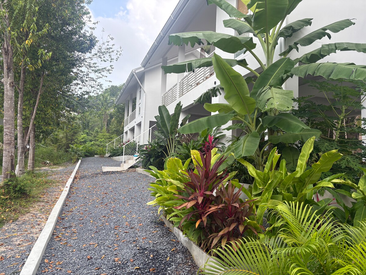 Villa 1 photograph 9