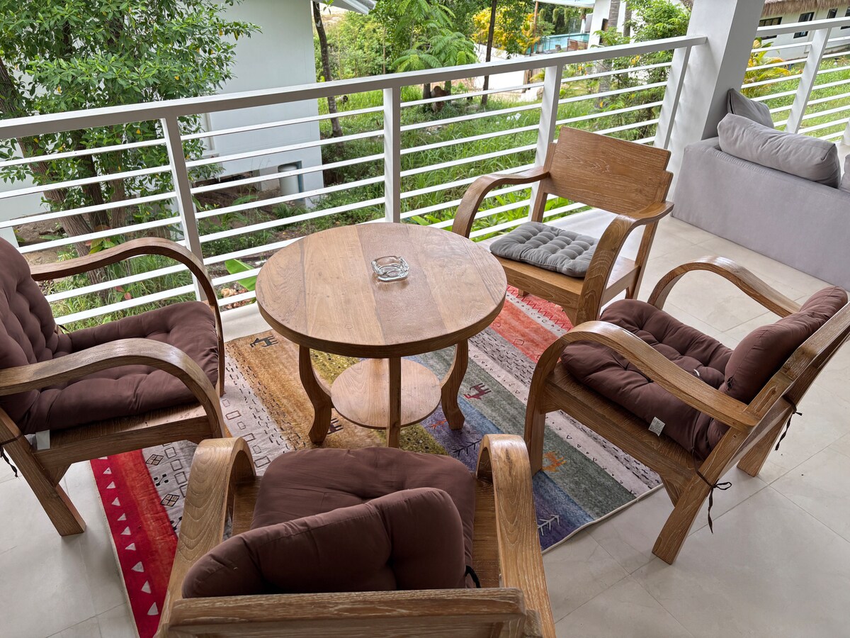 Villa 1 photograph 13