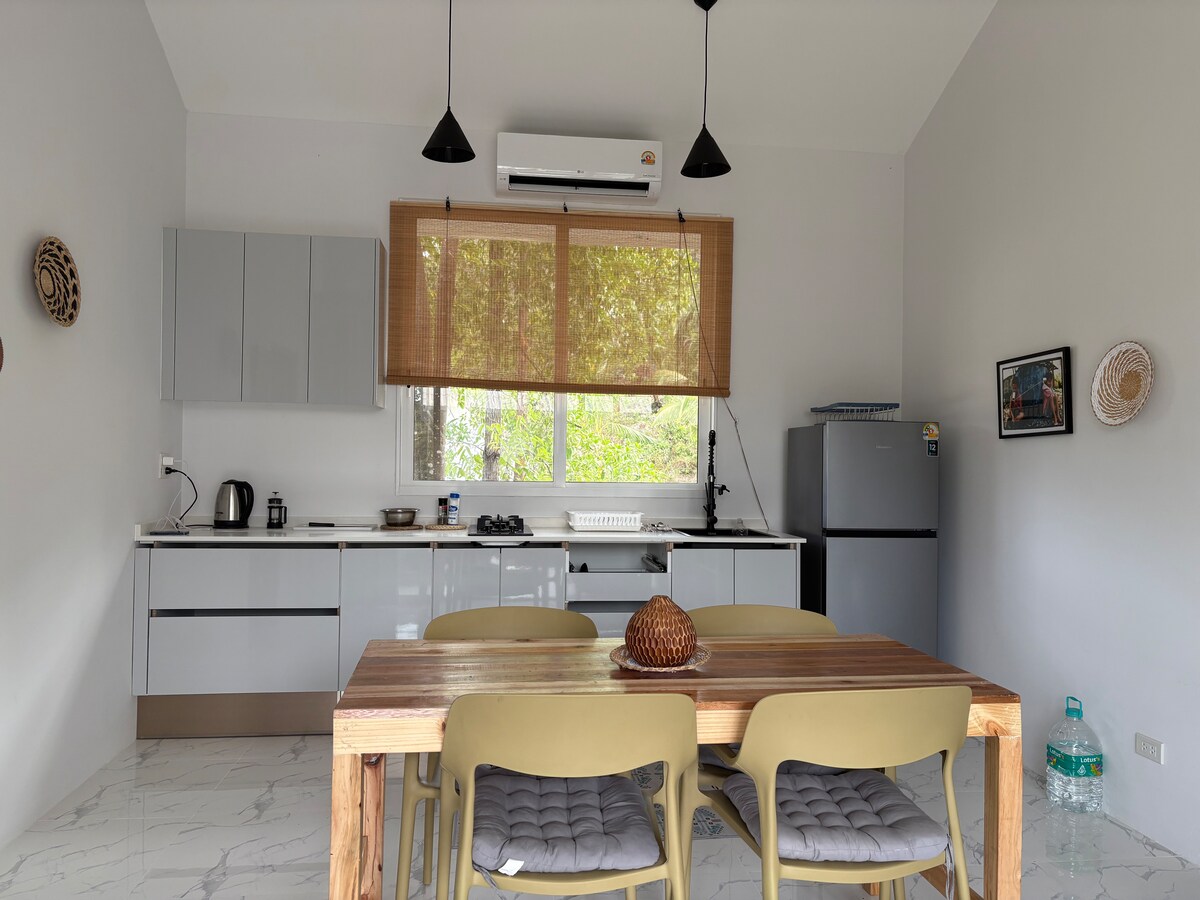 Villa 5 photograph 13