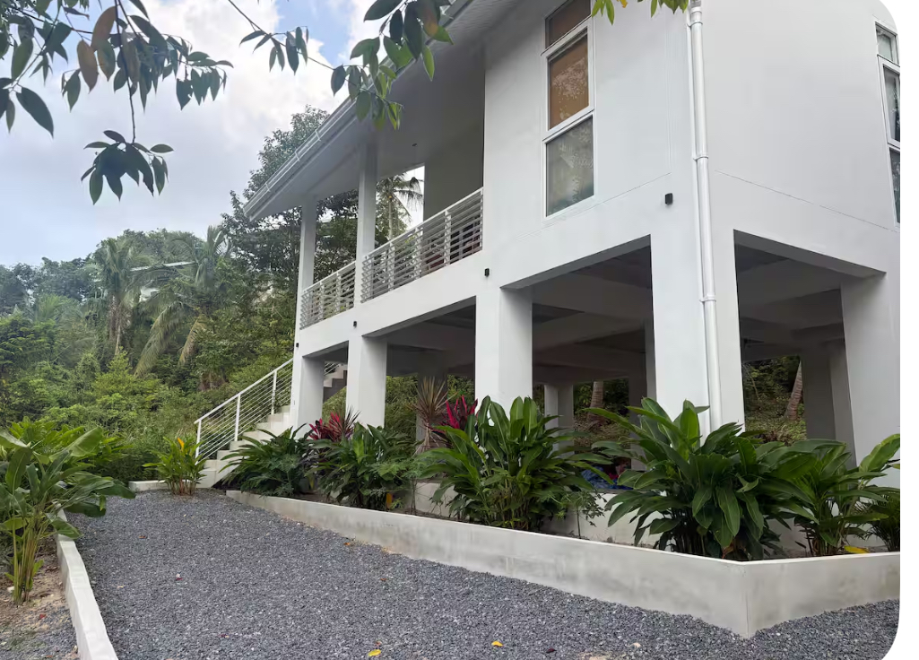 Aquarius Villas
